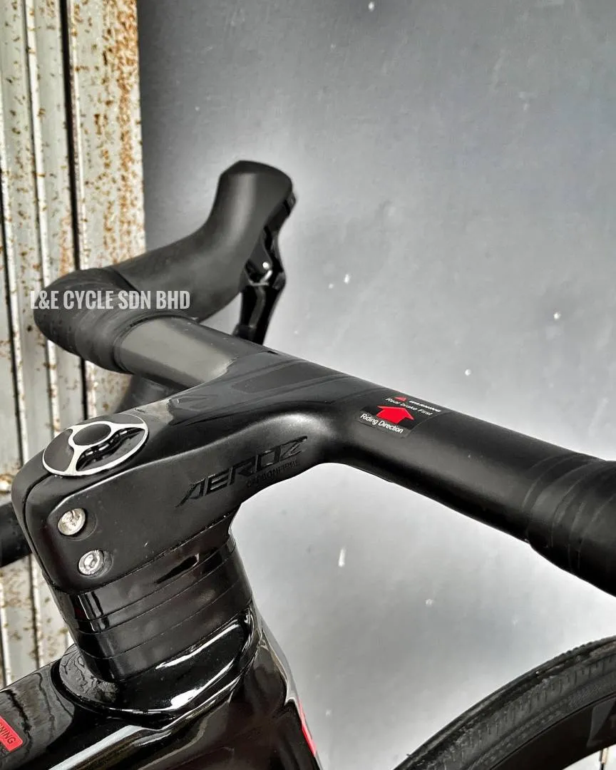 AEROZ Windpro 3.0 Disc Carbon Road Bike
