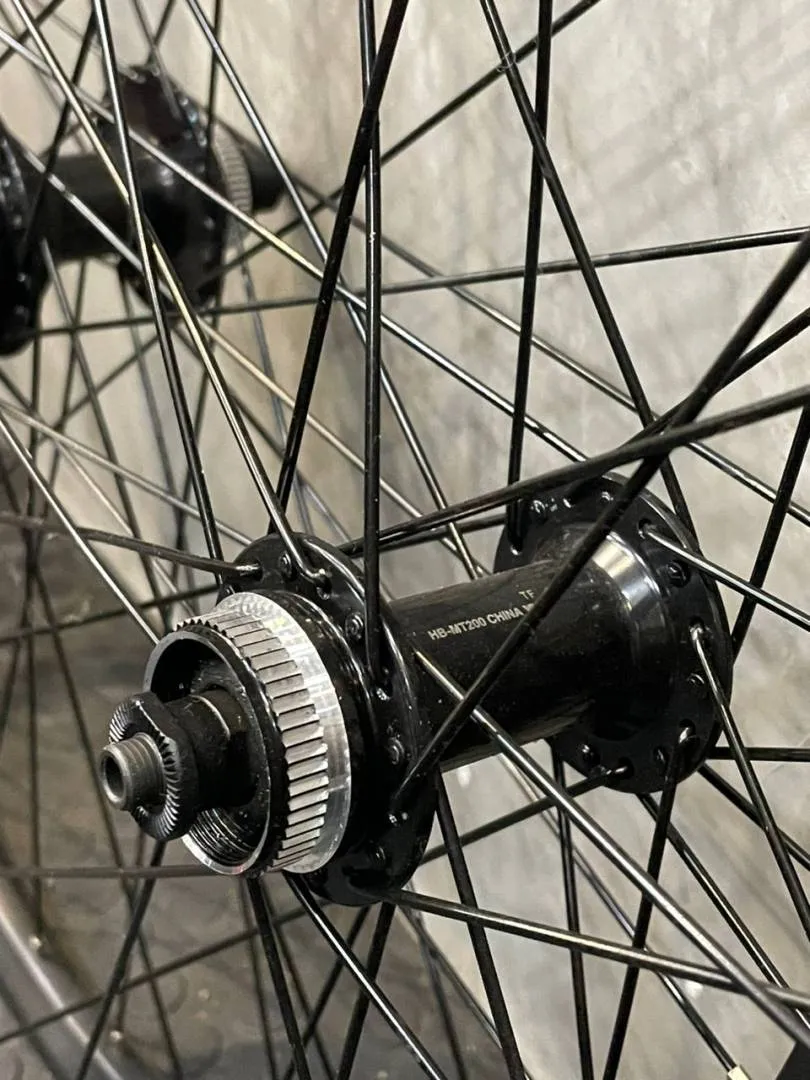 SHIMANO ALLOY WHEEL SET CHEAP CHEAP SELLING !