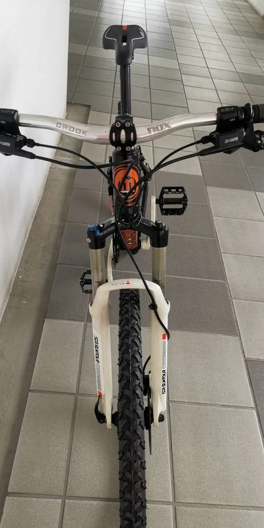 MTB1: VICNIE CR3 &amp; MTB2: Mongoose Salvo Comp Full Suspension
