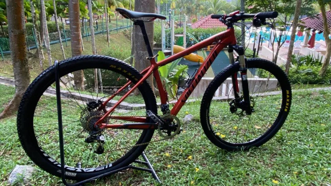 Specialized Stumpjumper HT COMP ALU