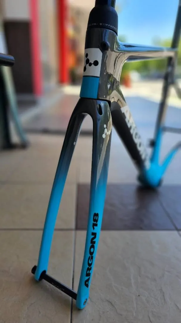 Argon 18 Nitrogen Astana Size S + Vision Metron Handlebar 420mm + FSA K Force Stem 90mm