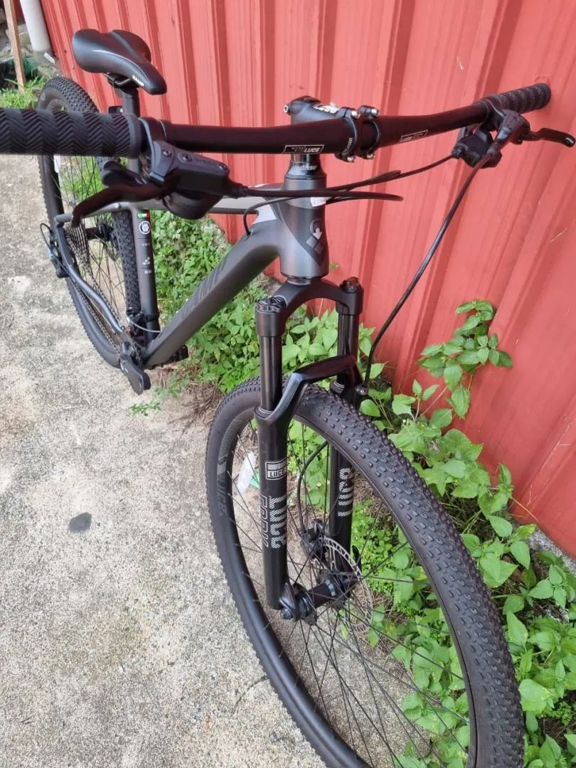 CAMP Whizz 9.0 -29er- (2x10 Shimano Deore ) Brand New!!!