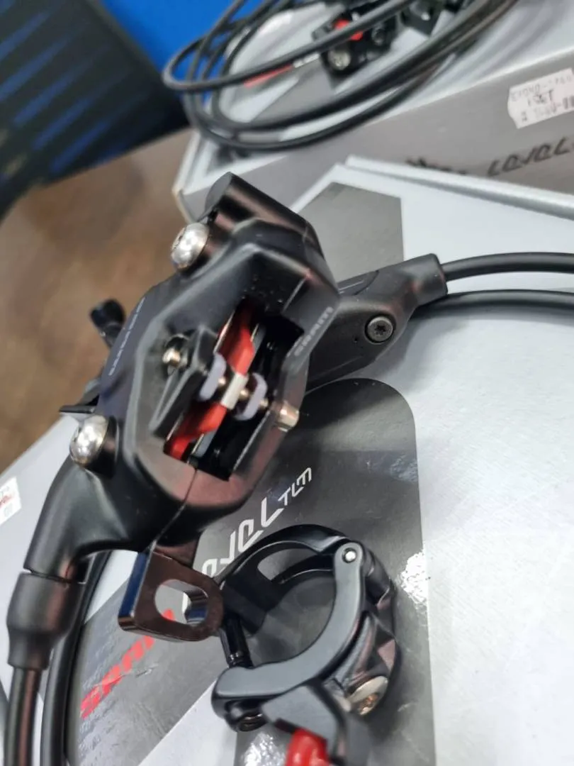 Sram Level TLM Brakeset (2 pot) Brand New !!