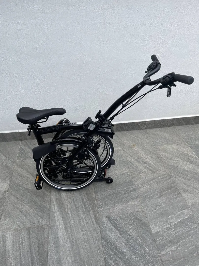 Bromptom M6R Black Edition