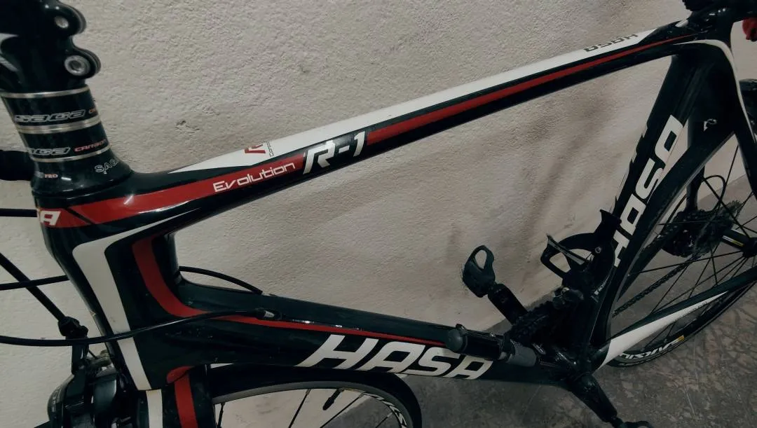 Hasa R1 Carbon Bike
