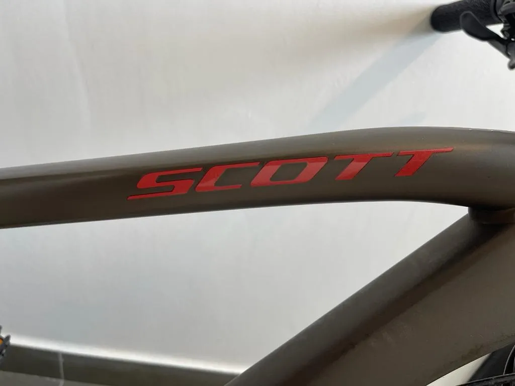Scott sub Cross 50