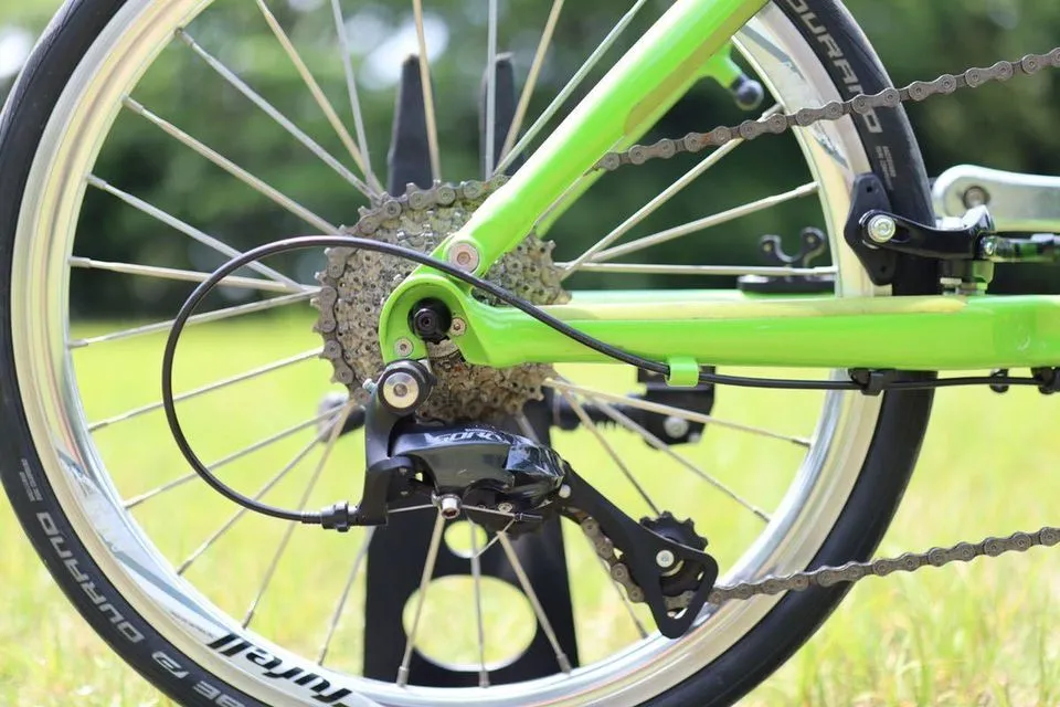 Tyrell FX Lime Green 9 Speed Sora