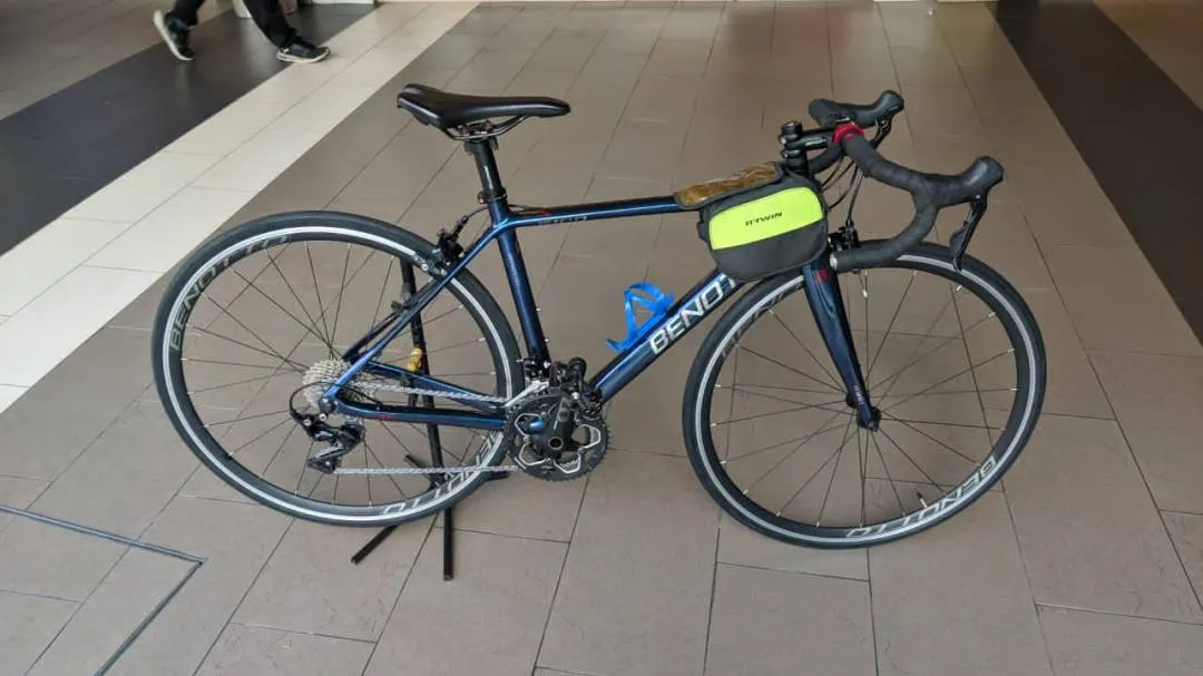 Benotto midnight purple Carbon frame road bike 700c