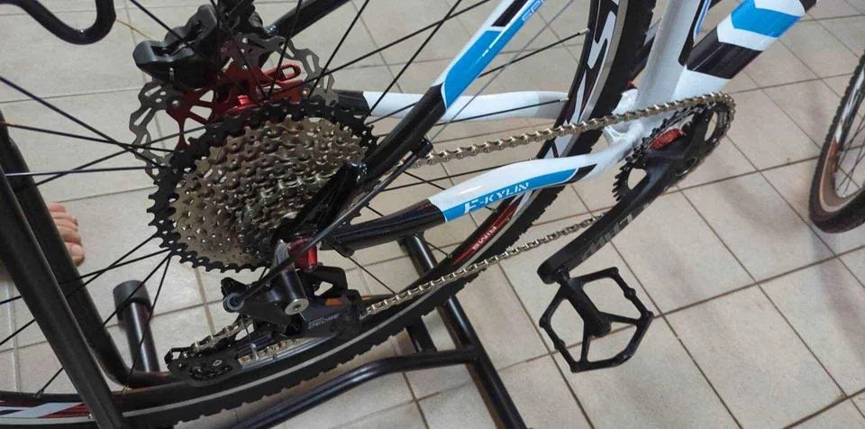 29er/700c Hybrid City Bicycle Shimano Deore 1x11speed 11kg