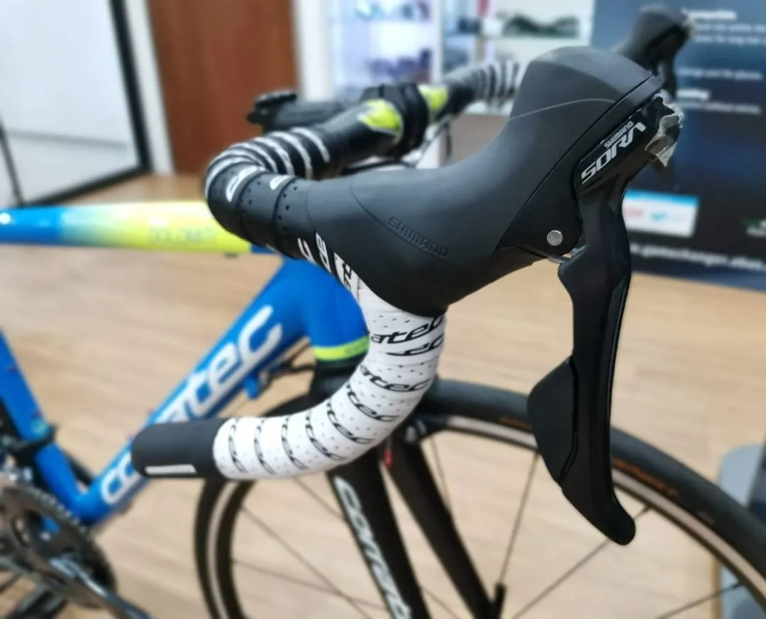 Corratec Dolomiti Elite  (Shimano Sora 9 speeds)