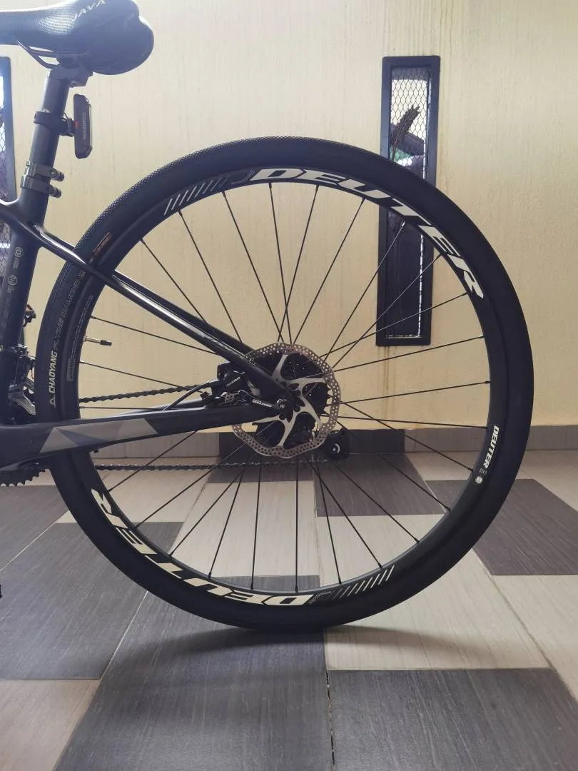 Java Vetta MTB 29" with Deuter Wheelset