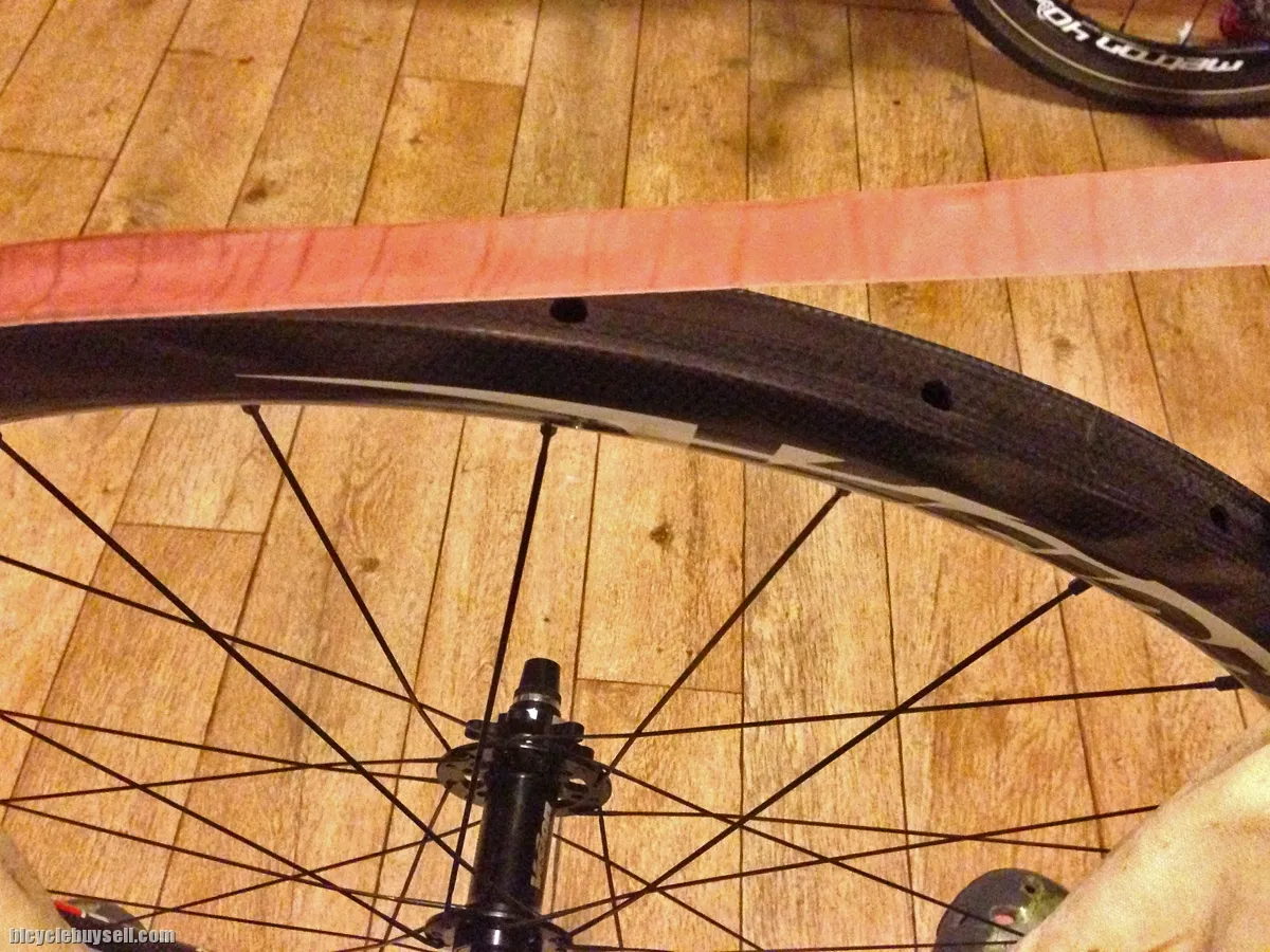 TUBULAR DOUBLE SIDED TAPE FOR TUBULAR TIRE &amp; WHEEL (FREE POS)