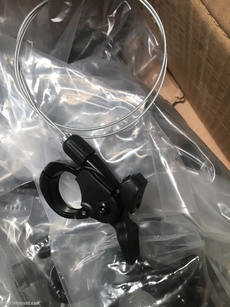 SUNTOUR FORK CABLE REMOTE LOCKOUT UNIT (FREE POS)