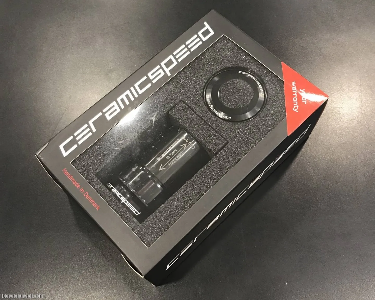 Ceramic Speed Bottom Bracket - READY STOCK