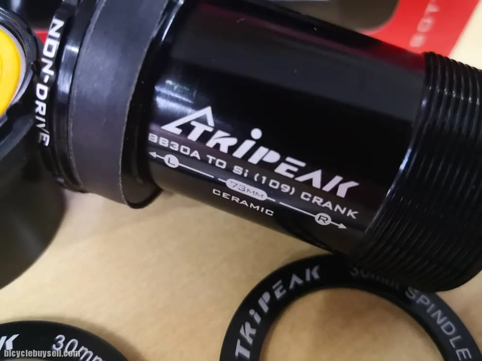 TRIPEAK BB30A TO 30MM SPINDLE TWIST FIT CERAMIC BOTTOM BRACKET for CANNONDALE CAAD