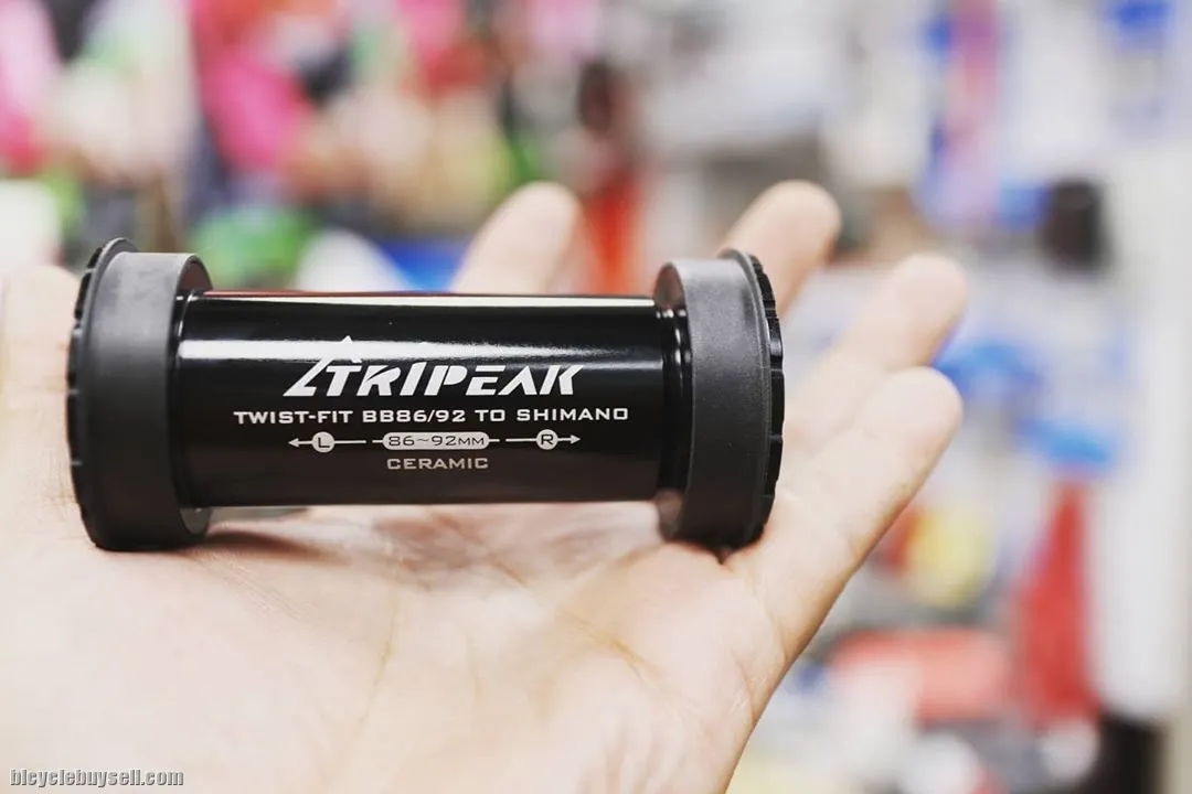 TRIPEAK BB86/92 PRESSFIT TWIST LOCK CERAMIC BOTTOM BRACKET
