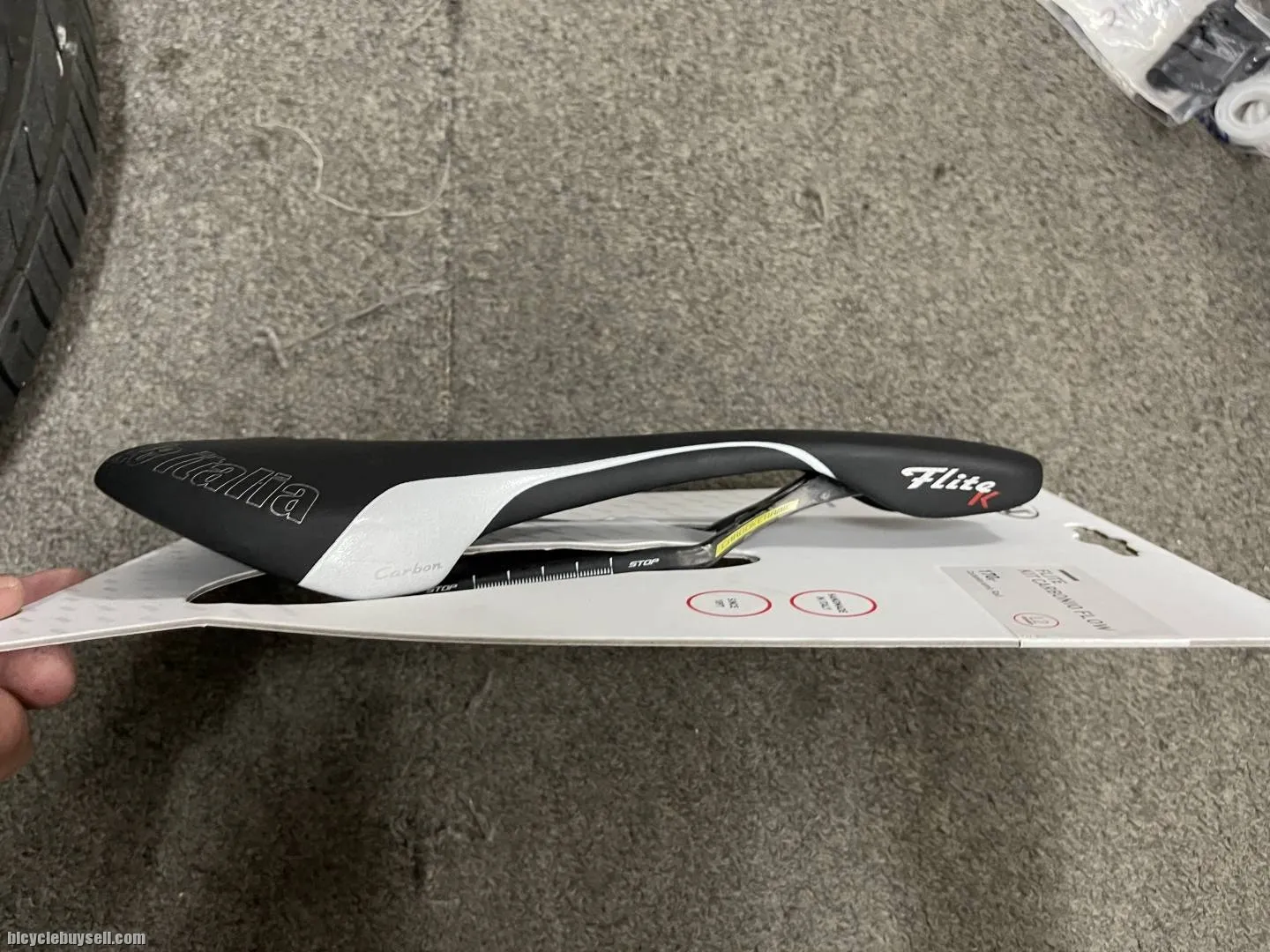 SELLE ITALIA Flite full carbon and carbon rail road bike saddle