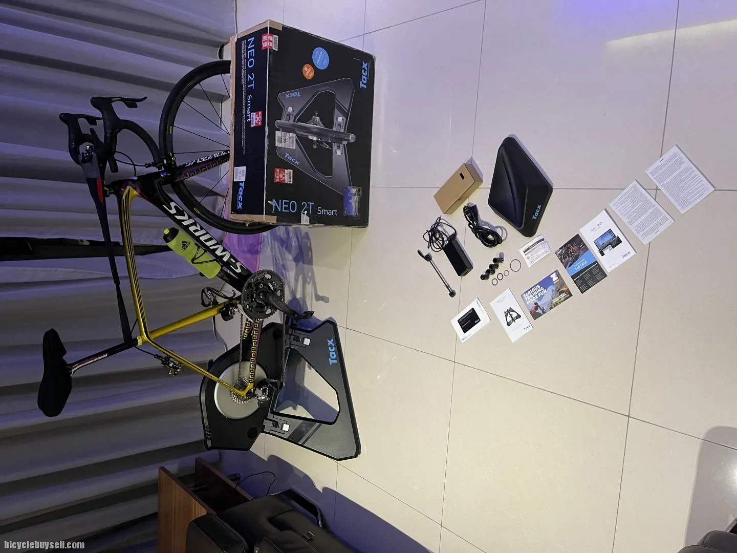 Tacx Neo 2T smart trainer indoor 99% new original condition