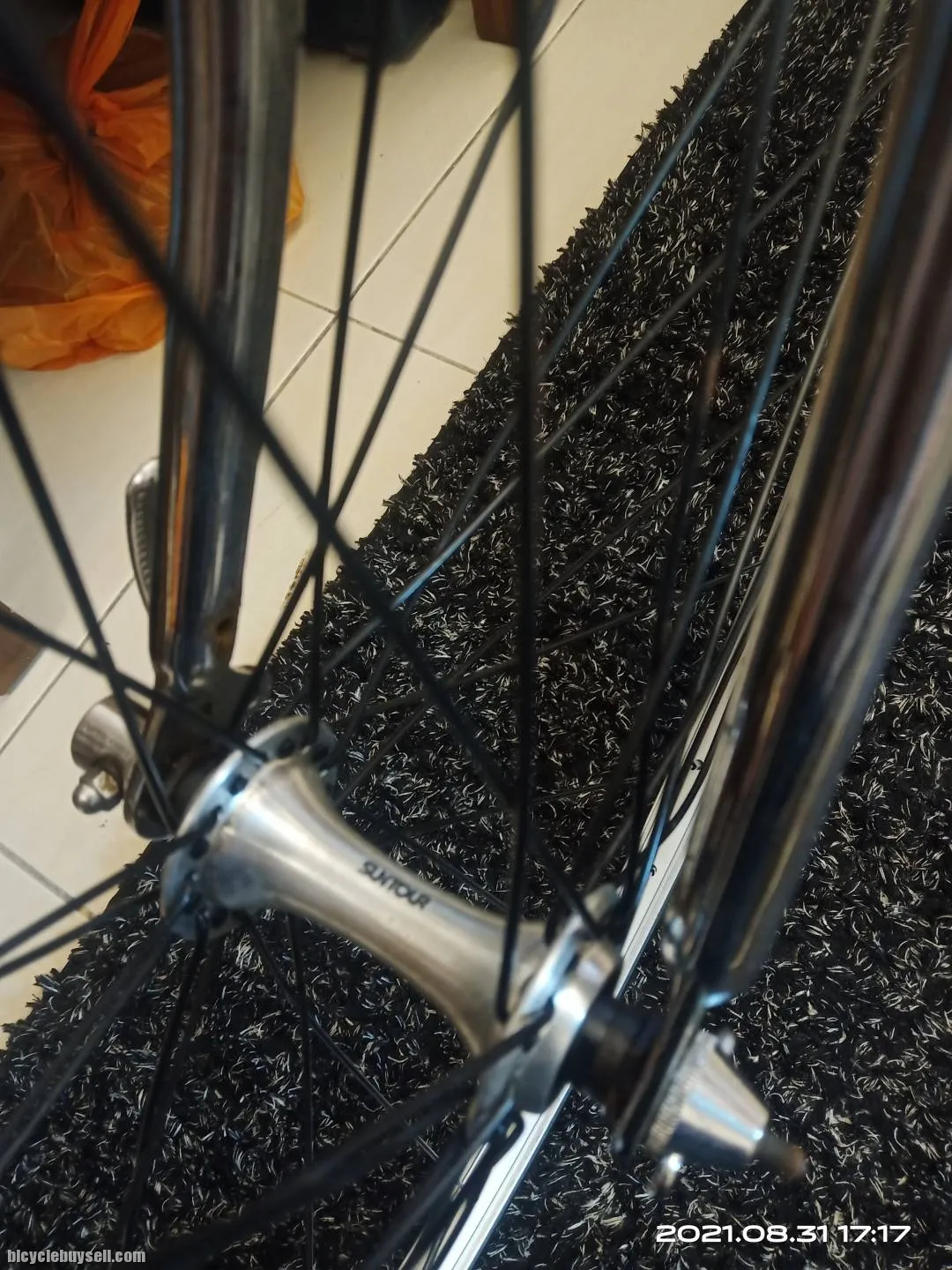 Roadbike vintage custom frame Suntour Pro
