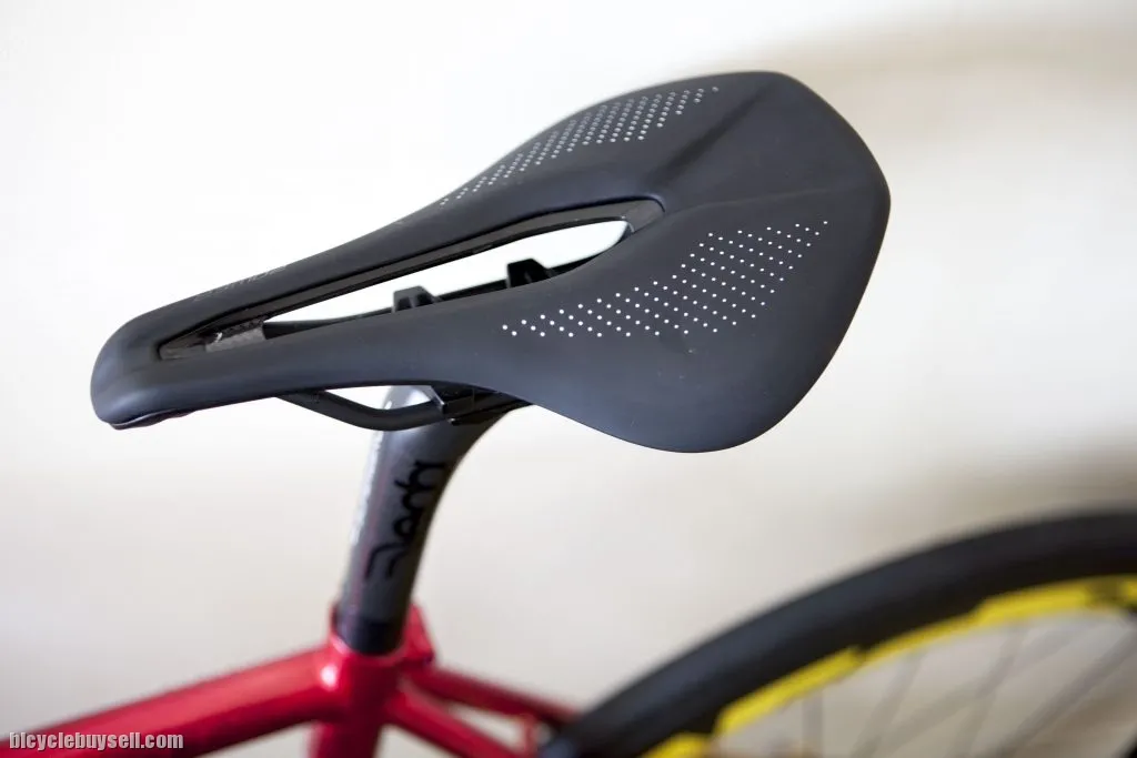 West Biking Power Stealth 150X255mm Road Comfort Saddle Short Saddle For Road Bike Mtb Seat