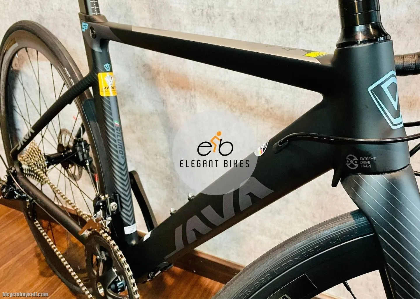 UCI JAVA SILURO 3 AERO CARBON FORK 22SP DECA