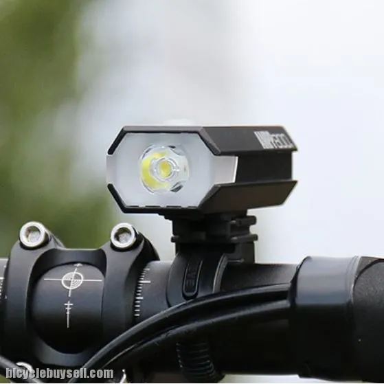 Cateye AMPP 800 Lumens Bicycle Power Front Light USB Rechargable Smart Low Cost Waterproof Headlight
