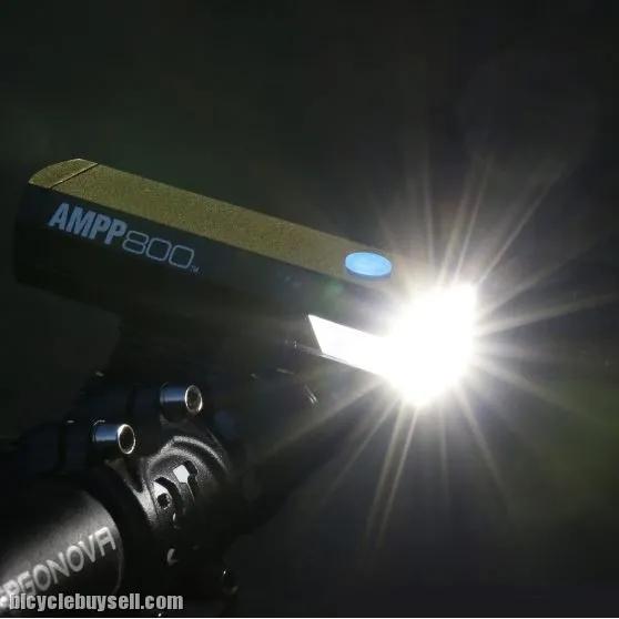 Cateye AMPP 800 Lumens Bicycle Power Front Light USB Rechargable Smart Low Cost Waterproof Headlight