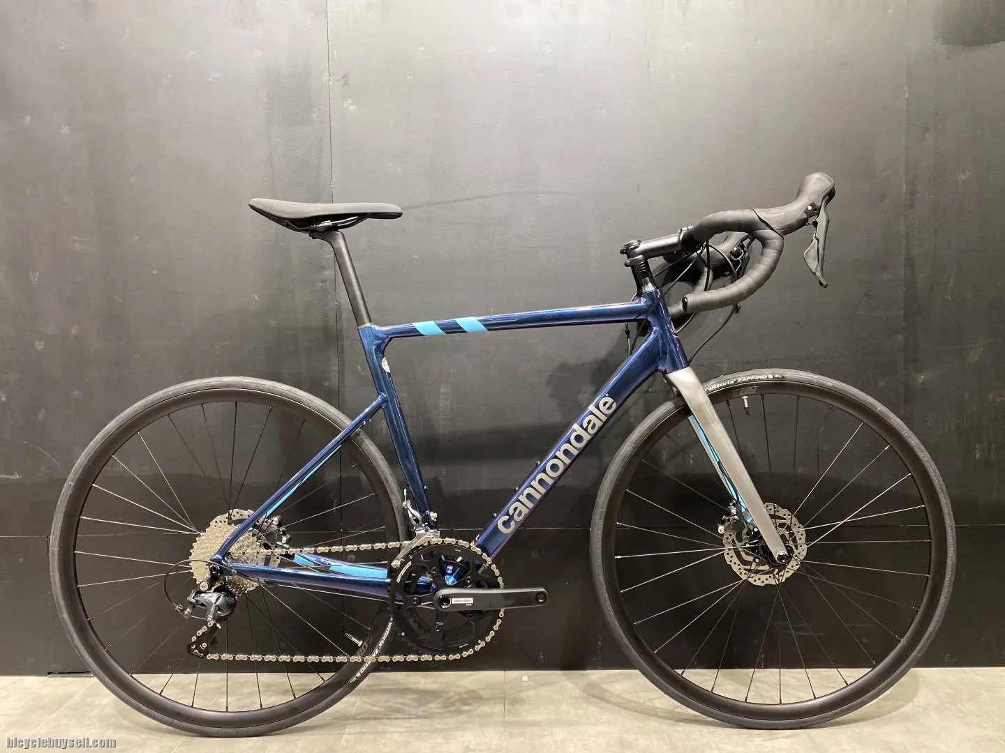 Cannondale CAAD13 Disc Tiagra Purple Haze 10 speed 2022 - READY STOCK