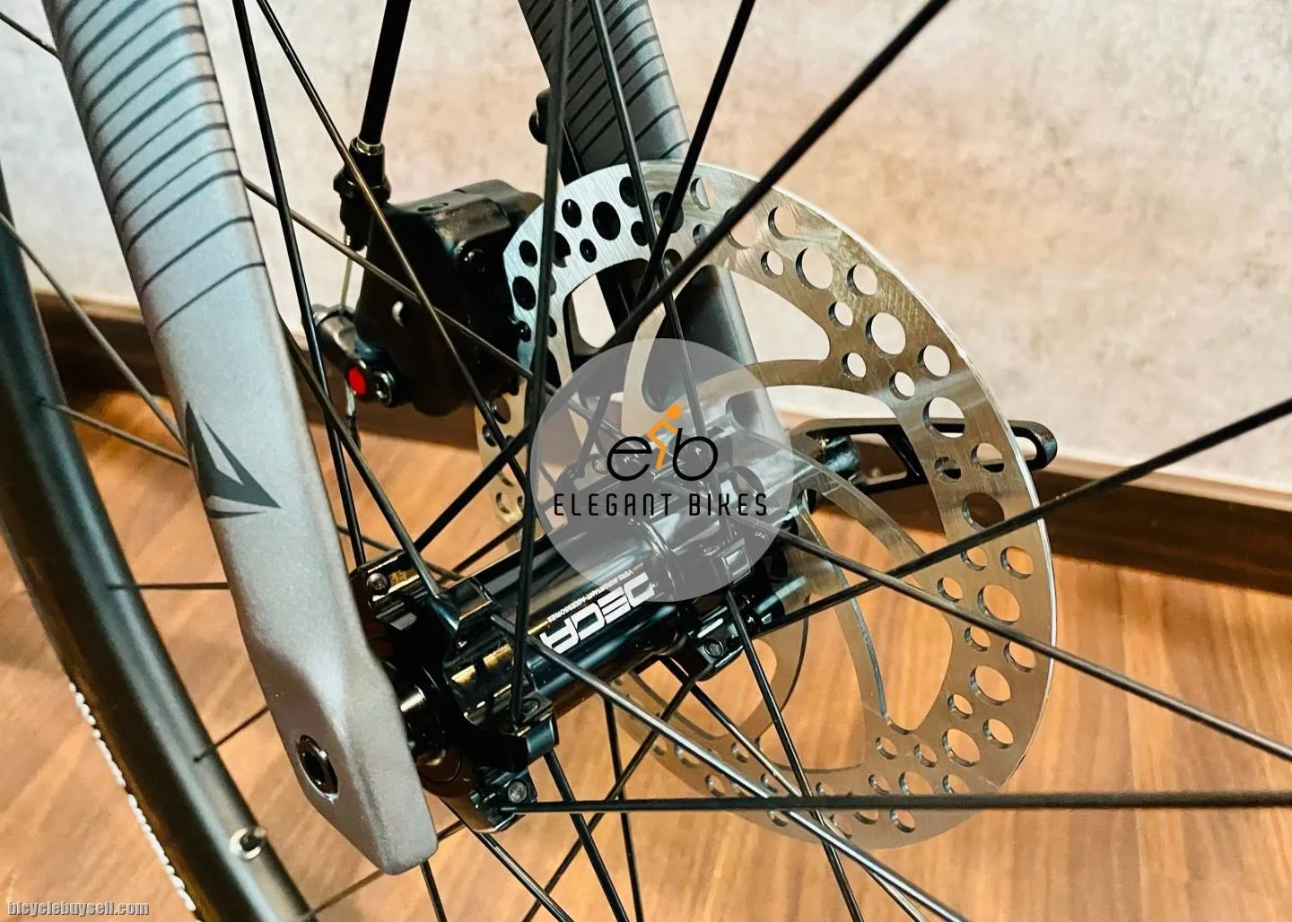2022 TRINITY UCI APPROVED FRAME JAVA SHIMANO 105 FULL CARBON