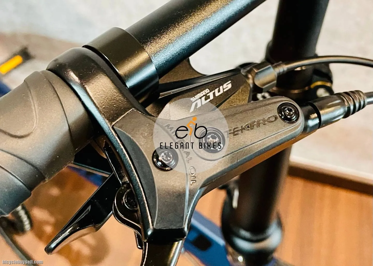NEW CAMP MAVEN 9SP SHIMANO HYDRAULIC BRAKE