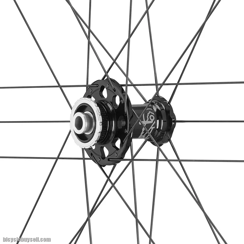CAMPAGNOLO SHAMAL CARBON DISC BRAKE C21 DB TWO WAY FIT ROAD BIKES ALL ROAD WHEELSET