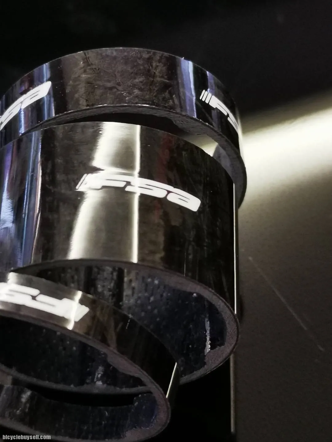 FSA Forge Carbon Light weight spacer