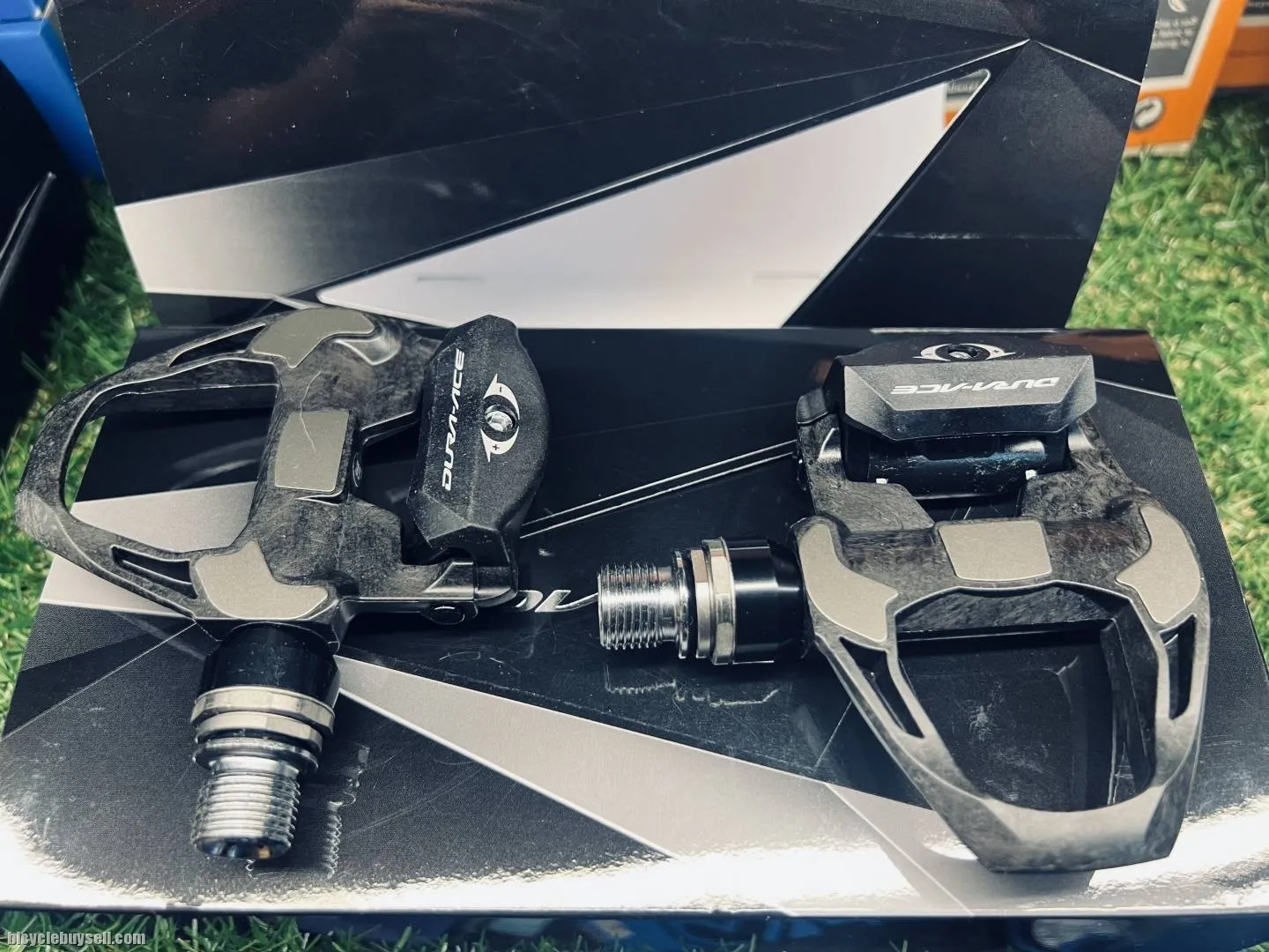 SHIMANO DURA ACE R9100 PEDAL STANDARD AND +4MM