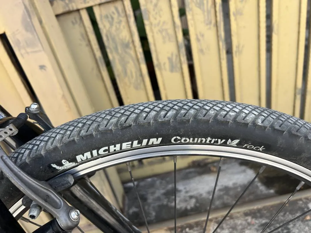 Dahon 26 inch folding bike