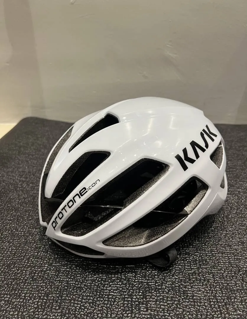 [SOLD!!] USED Kask Protone ICon White - size M