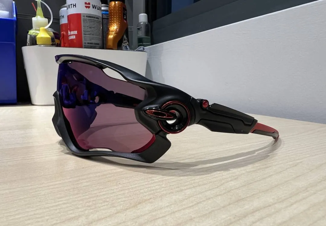 [SOLD!!] Used Oakley Jawbreaker Matte Black