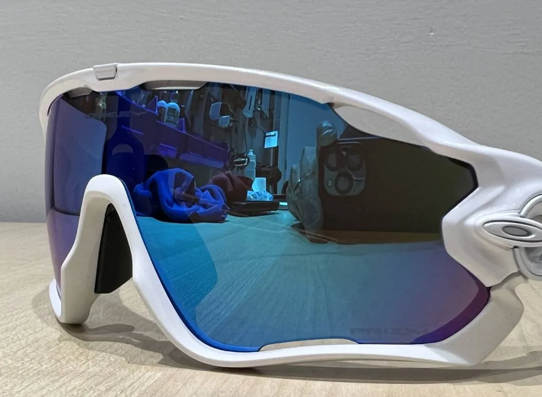 [SOLD!!] Used Oakley Jawbreaker Polished White