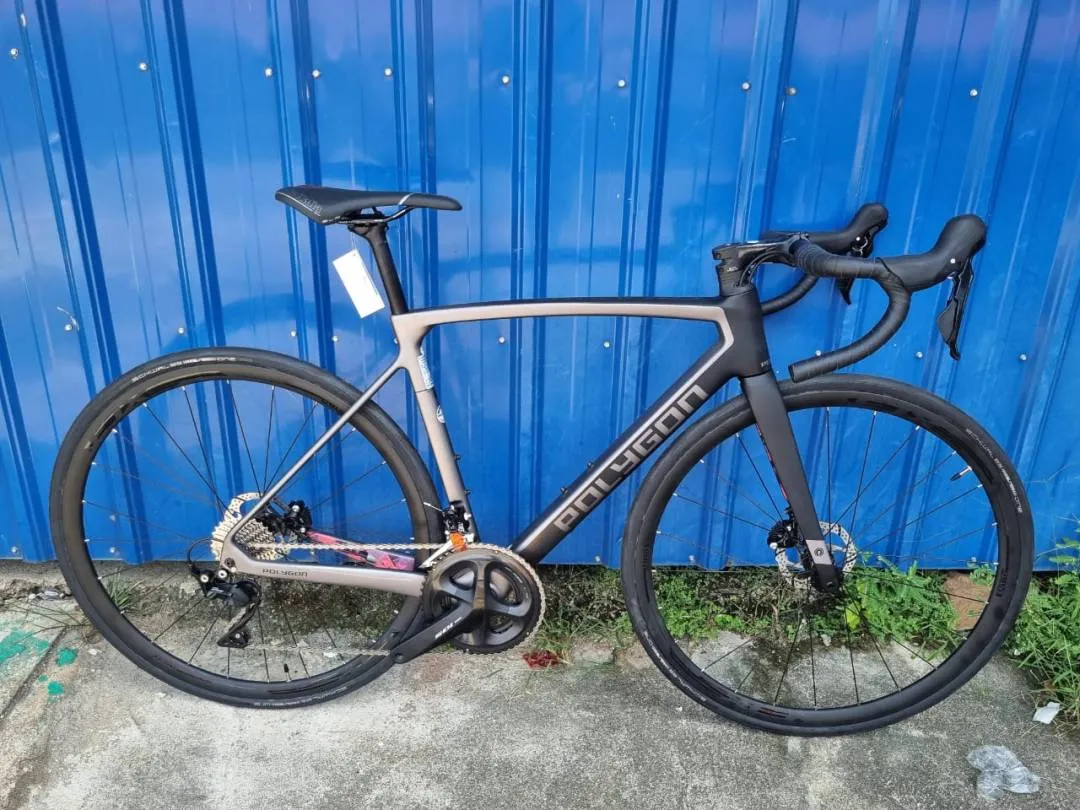 Polygon Strattos S8D (M size) -R7020- Brand New !!