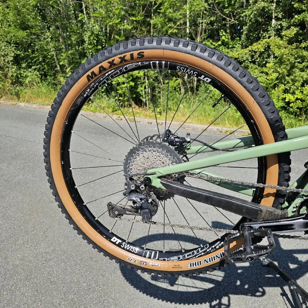 Santa Cruz Bronson Mountain Bike Size Medium