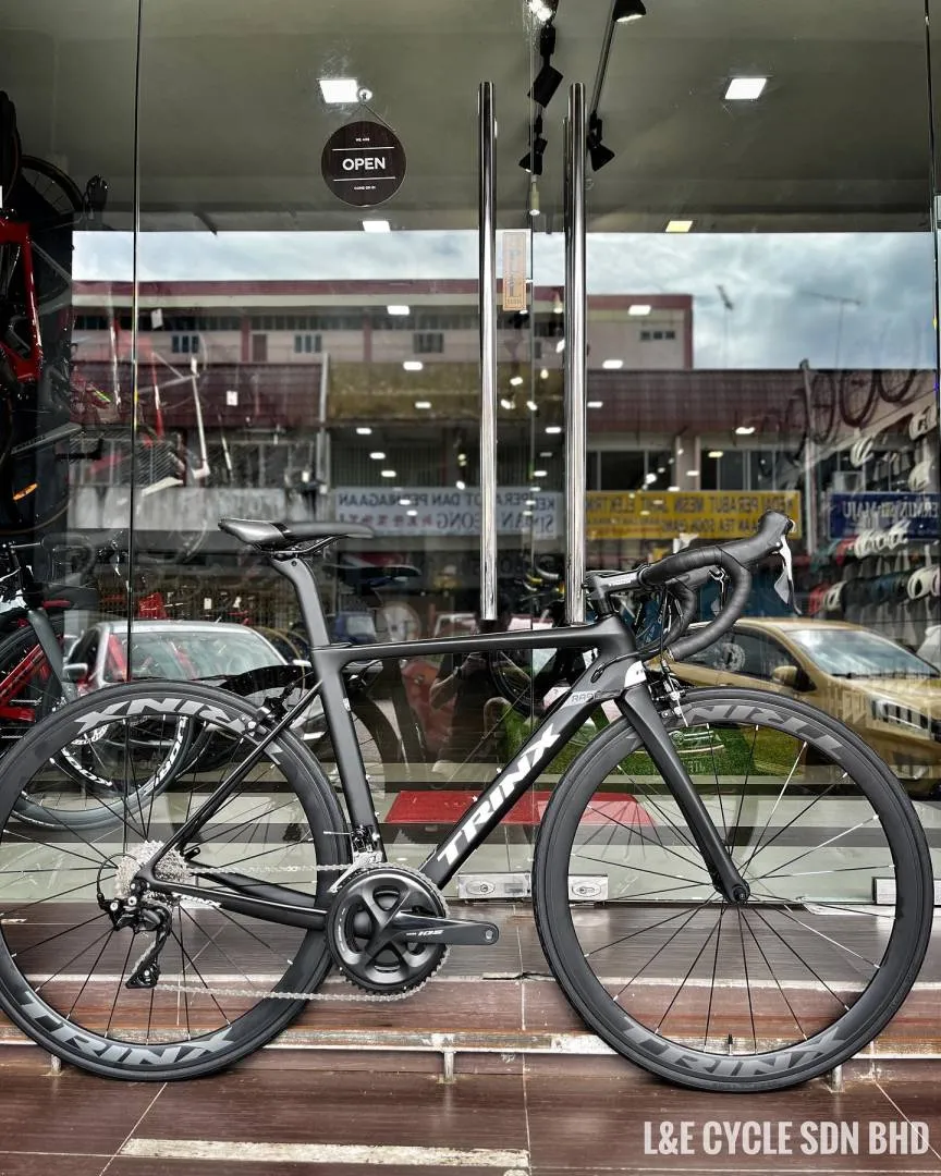 Trinx Rapid 2.0 Carbon Road Bike