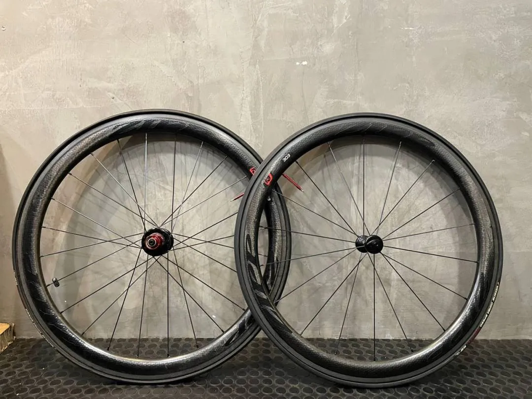 ZIPP 303 FIRE CREST CARBON WHEEL CHEAP CHEAP SELLING !