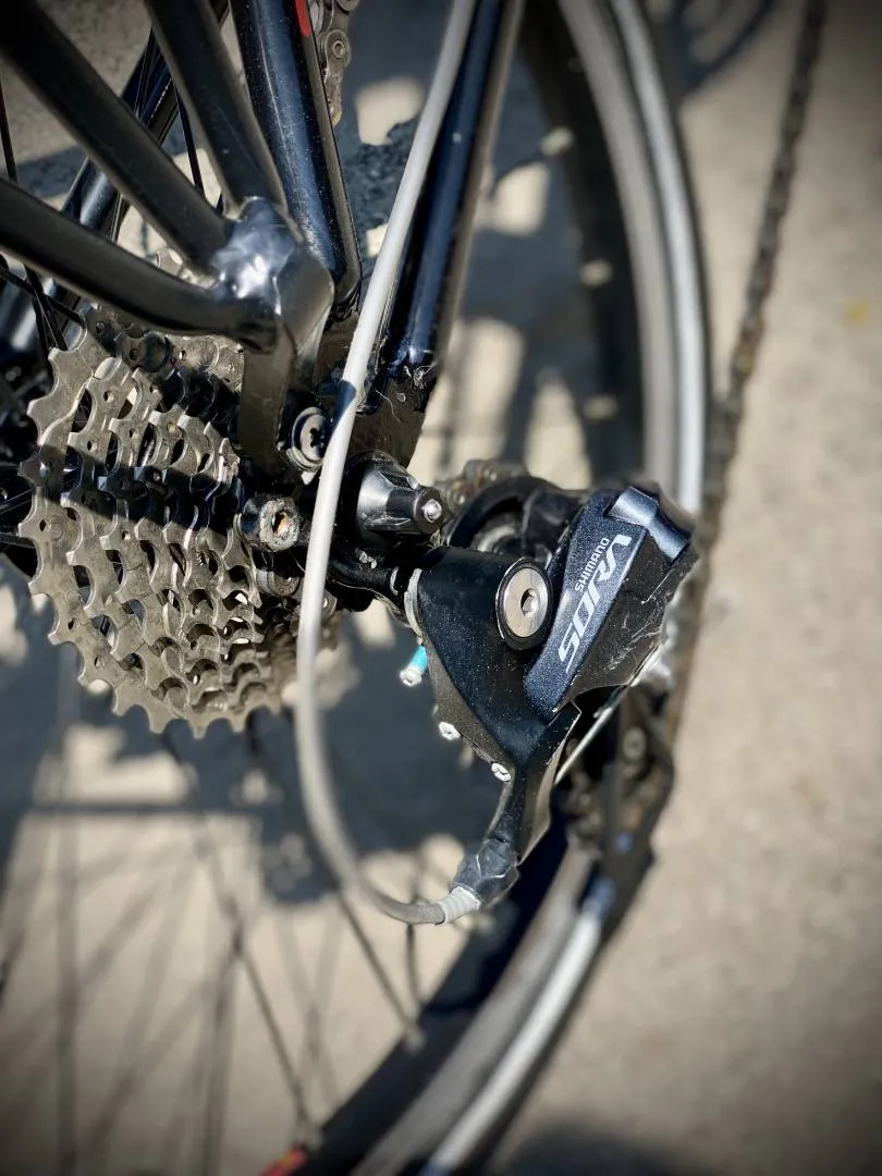 Dahon Speed D18 folding bike