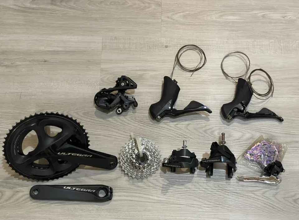 SHIMANO ULTEGRA R8000 11 SPEED GROUPSET