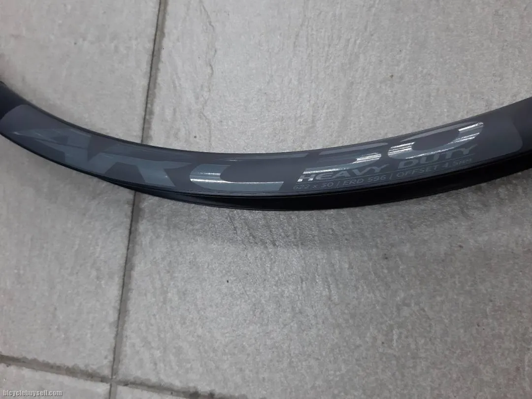 29" Race Face ARC Offset 30 Heavy Duty 32H Rim