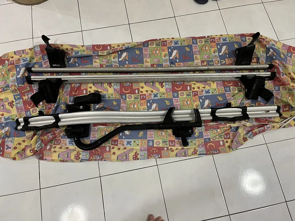 THULE 591 &amp; Thule Cross Bar Roof Rack and Honda City kit with Lock