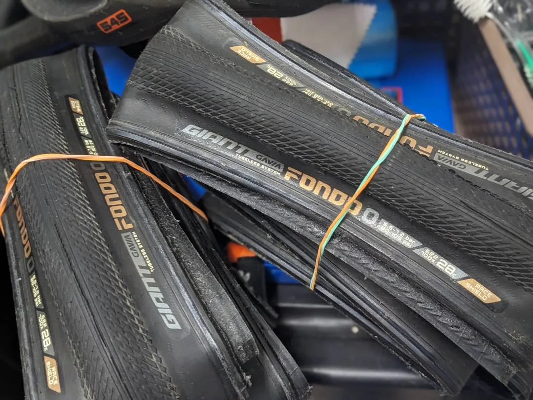 Giant Gavia Fondo 0 700x28C tubeless