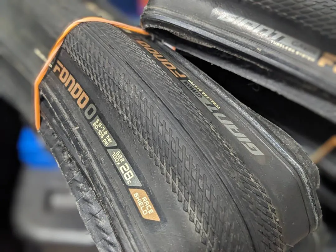 Giant Gavia Fondo 0 700x28C tubeless