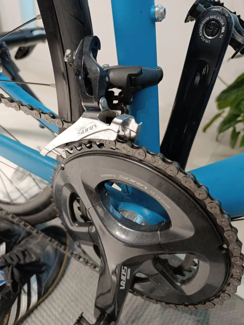Decathlon Penang Used - Triban RC 500 Disc Road Bike Sora - Turqoise Blue