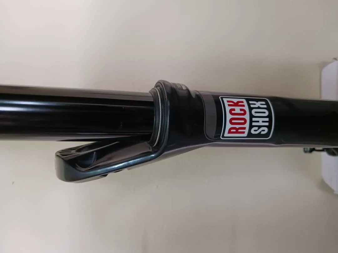 Rock Shock Reba 27.5 er