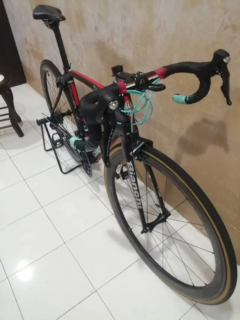 Bianchi oltre xr1 (authentic)